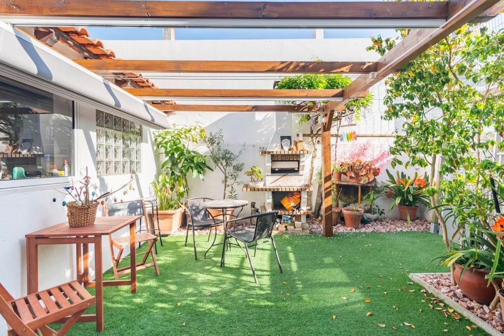 Suite Mendanha Samora Correia Exteriér fotografie